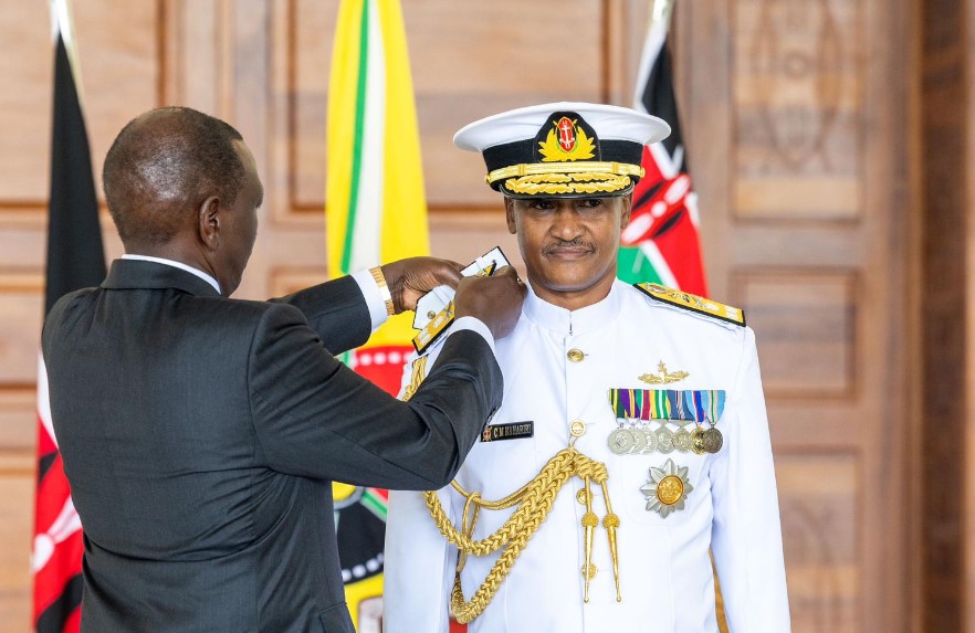 General Charles Kahariri Takes Oath Of Office As New CDF